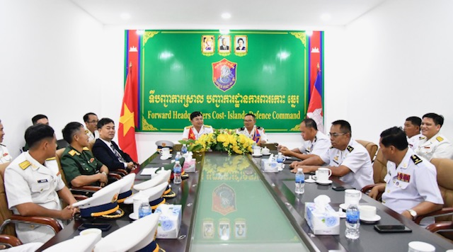 Vùng 5 Hải quân kết thúc chuyến thăm, giao lưu tại Campuchia (29/09/2023)